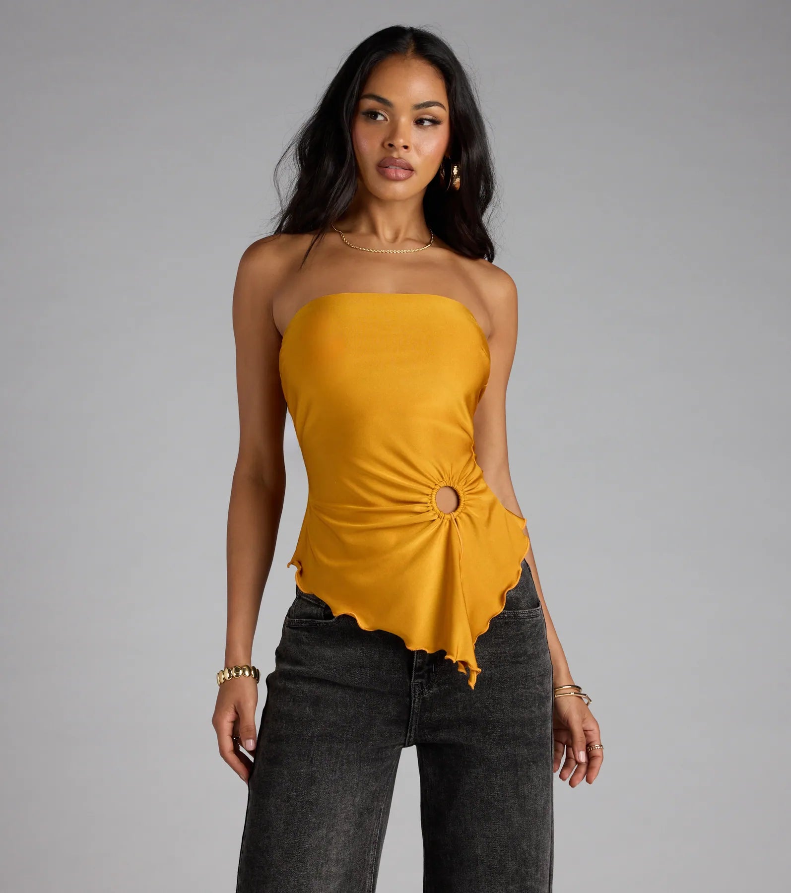 Alluring Muse Cutout Tube Top - Image 10