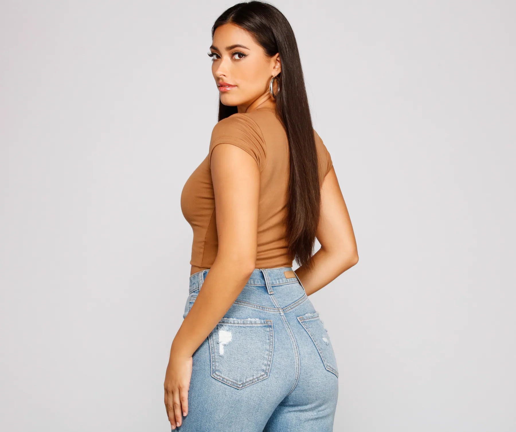 Casual Must-Have Crew Neck Crop Top - Image 19