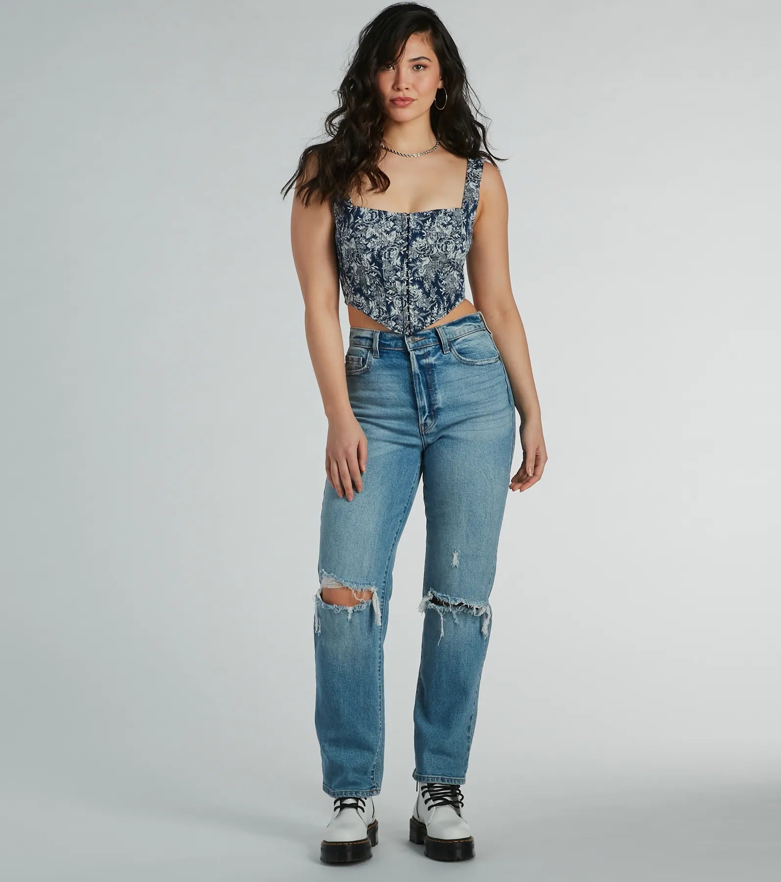 Delight And Allure Sleeveless Tapestry Corset Top - Image 3