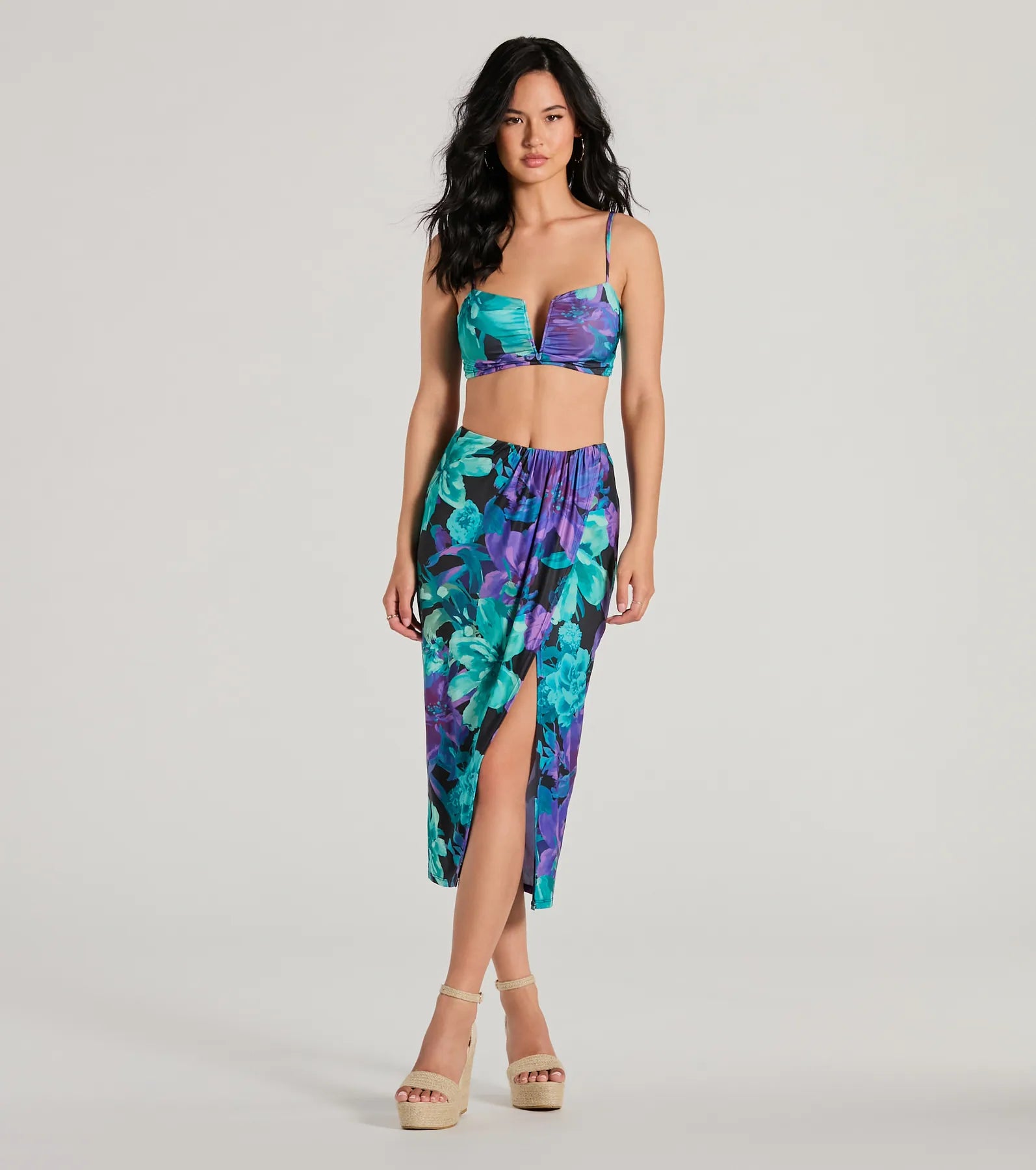 Tropical Vacay Spaghetti Strap Tie-Back Crop Top - Image 3
