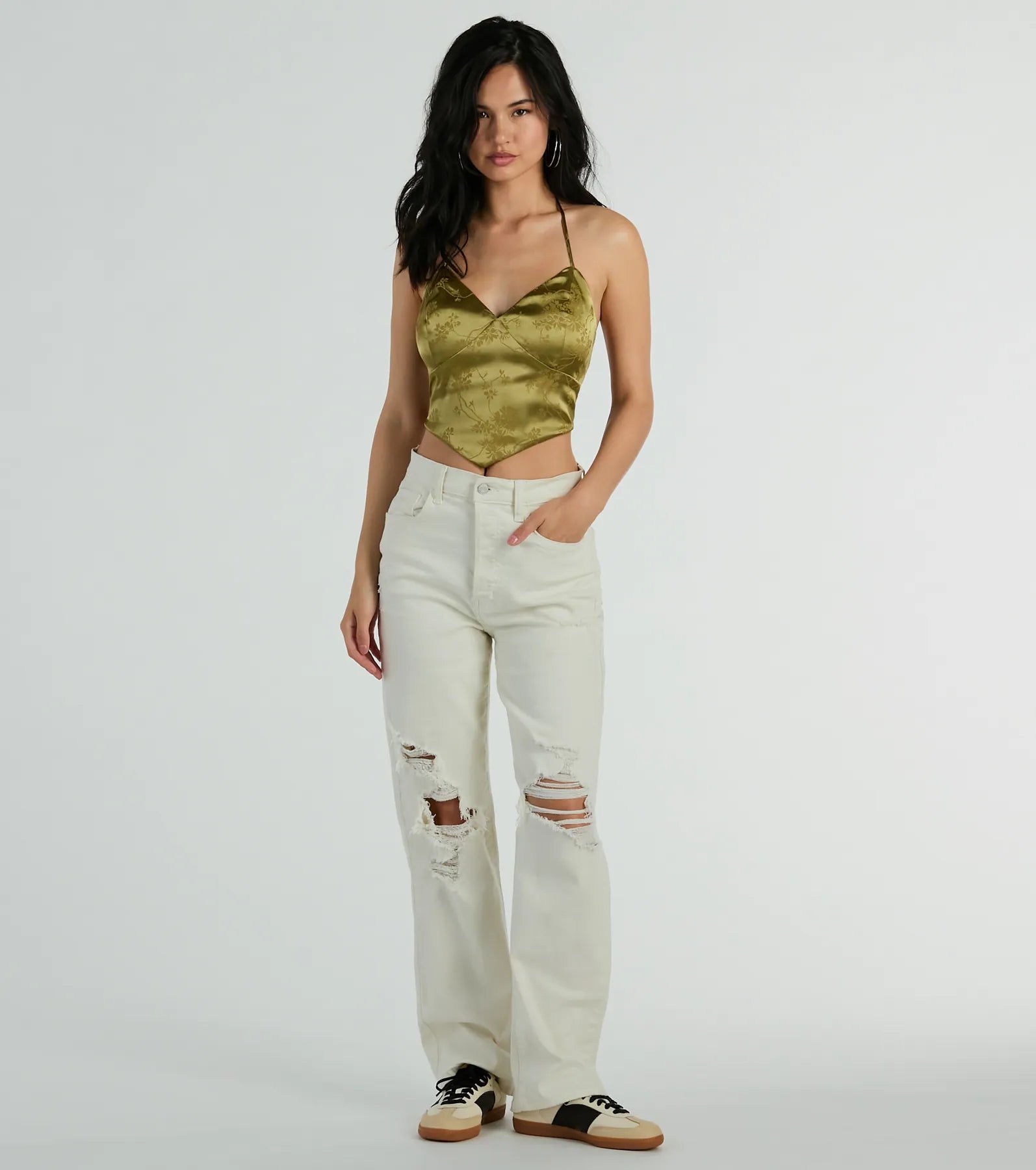 Romantic Effect Halter Tie Back Floral Satin Top - Image 7