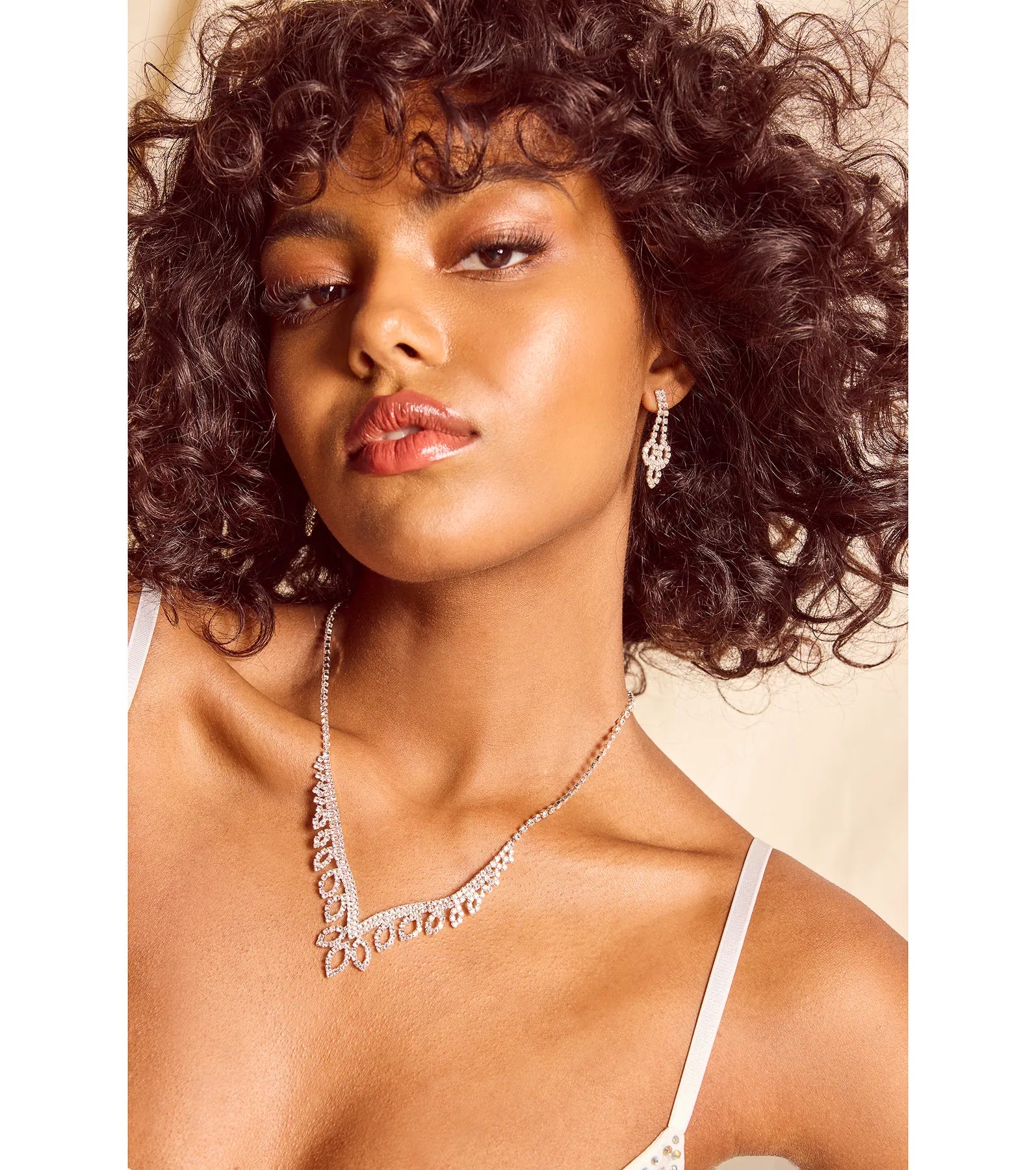 Ultimate Glam Vibes Rhinestone Necklace And Earrings Set - Image 3