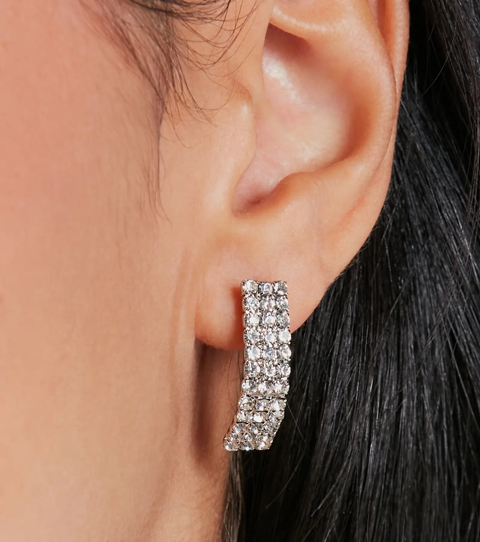 Feeling Fabulous Choker And Earrings Set - Image 2