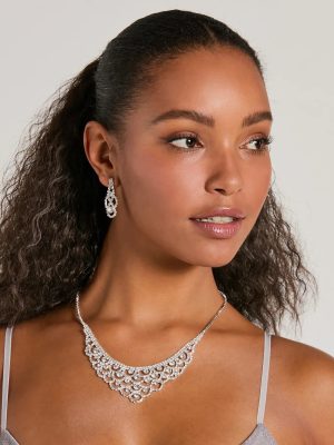 Gorgeous Sparkle Rhinestone Necklace And Earrings Set