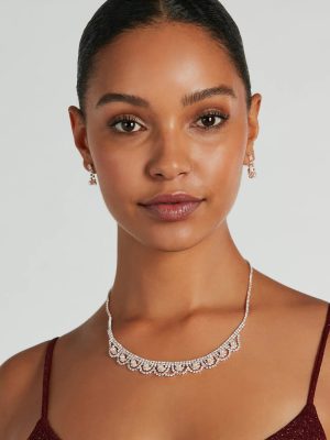 Memorable Charm Necklace And Earrings Set