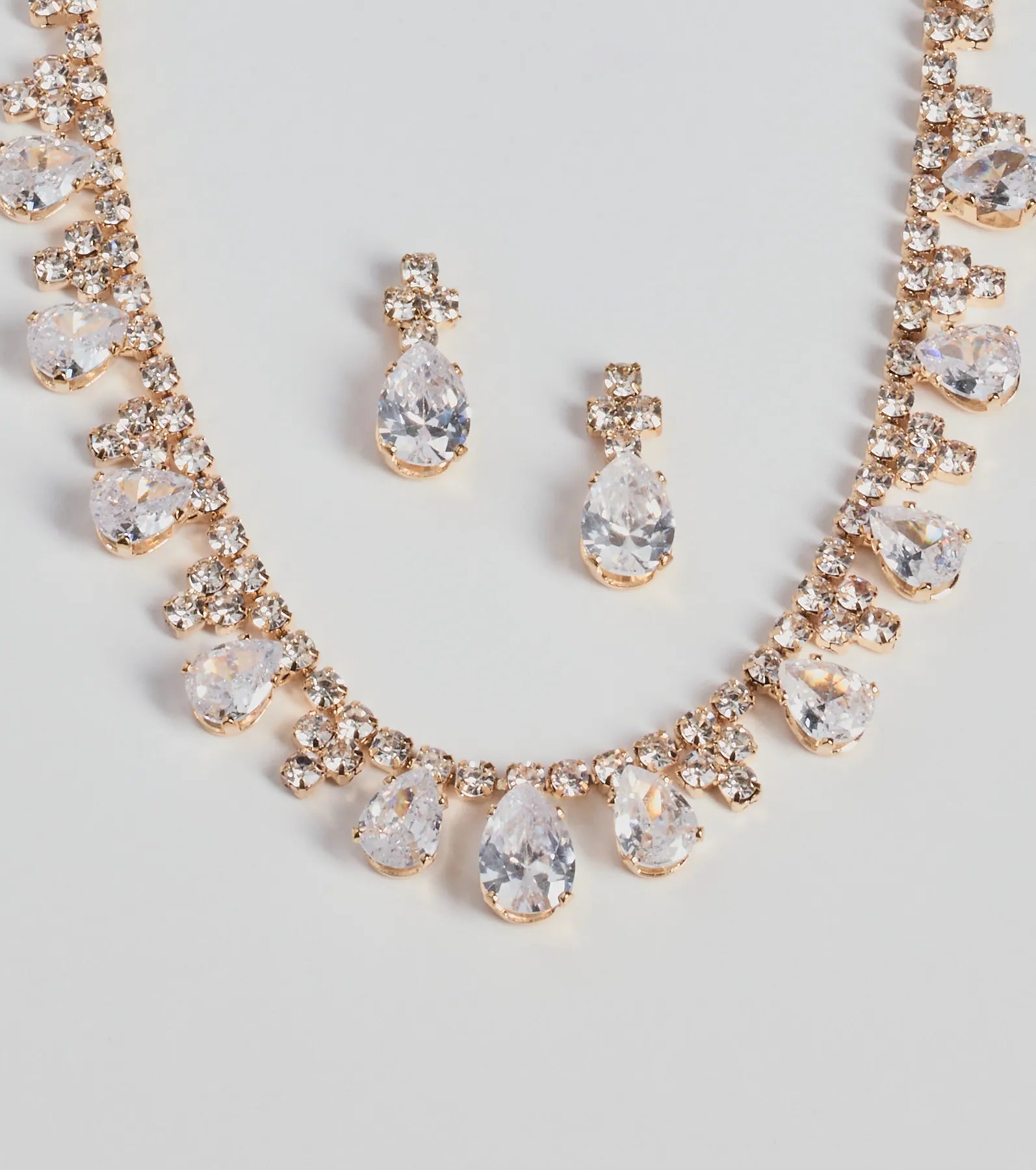 Glitzy Teardrop Rhinestone Necklace And Earrings Set - Image 2
