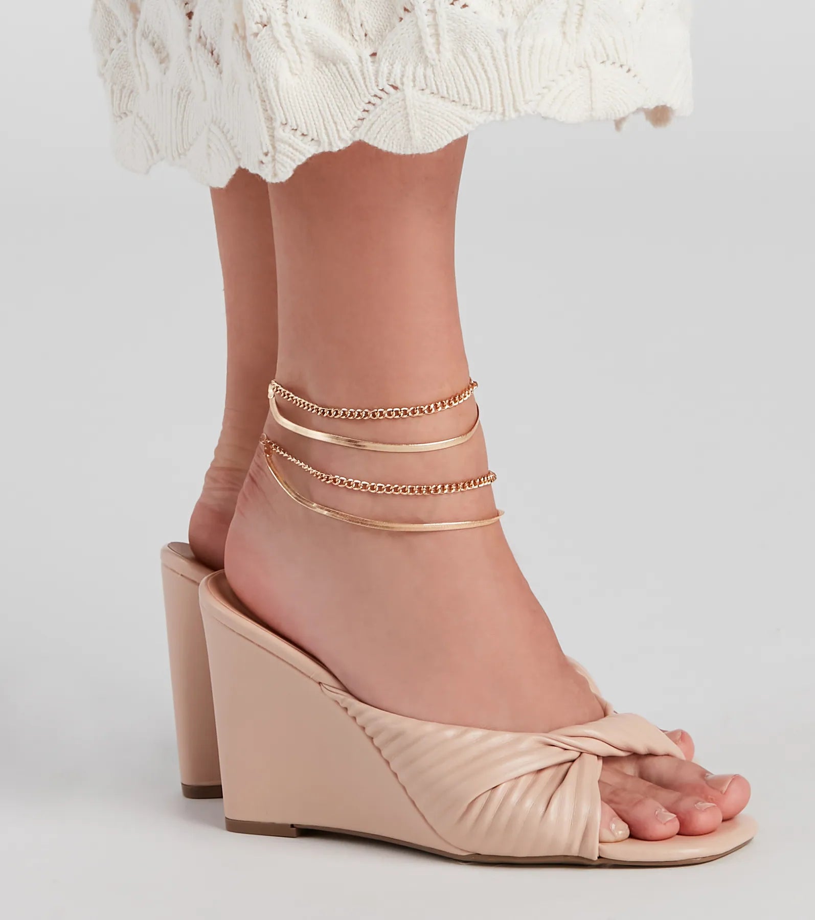 Charming Beauty Layered Anklet Set - Image 2