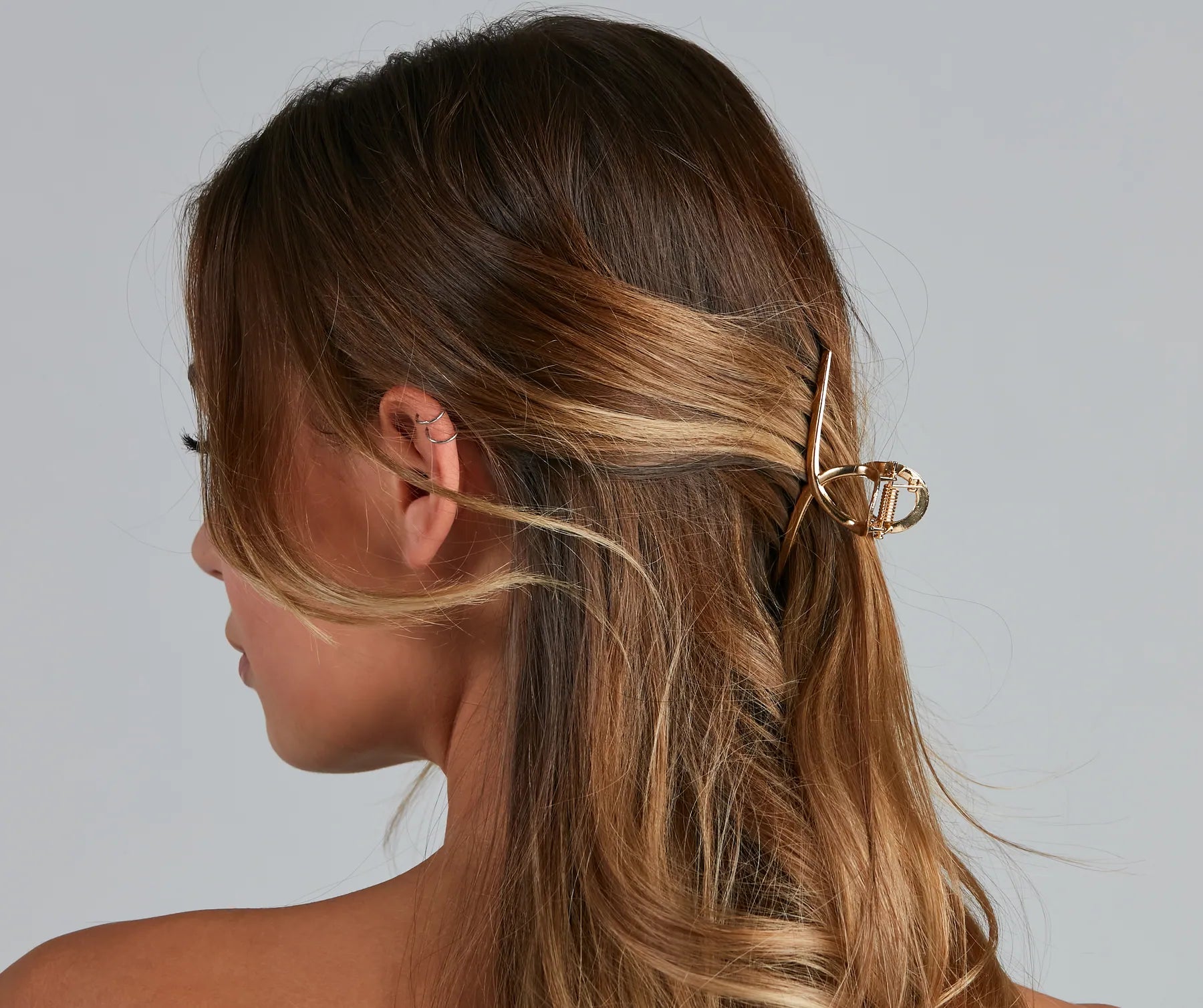 Coveted Style Metal Claw Hair Clips - Image 3
