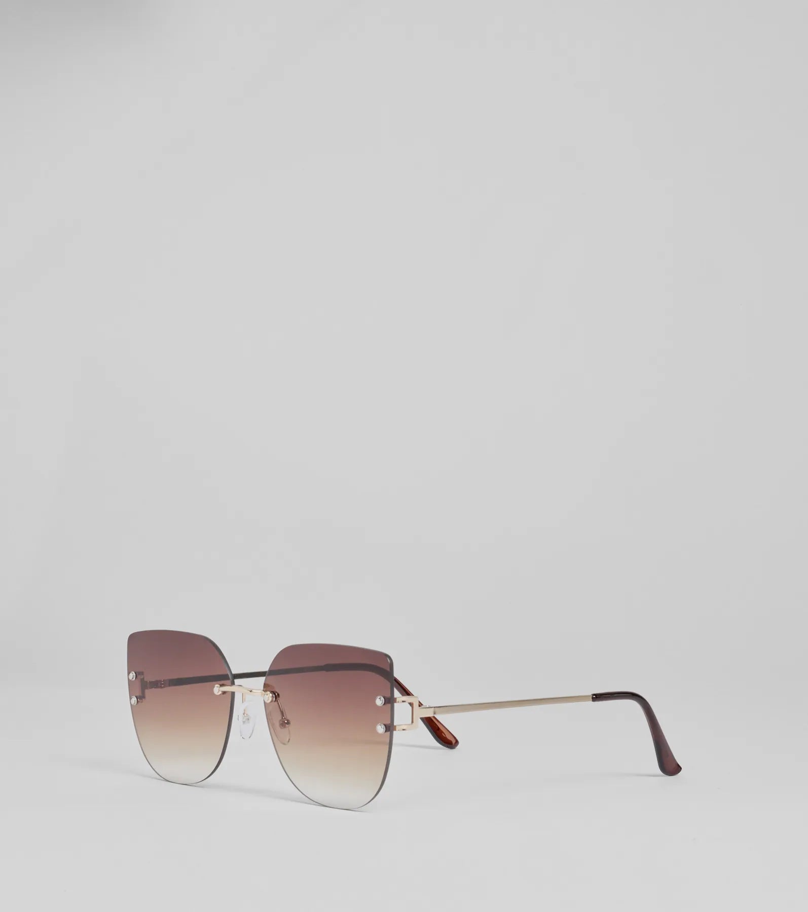 Fave Trend Oversized Cat-Eye Sunglasses - Image 2