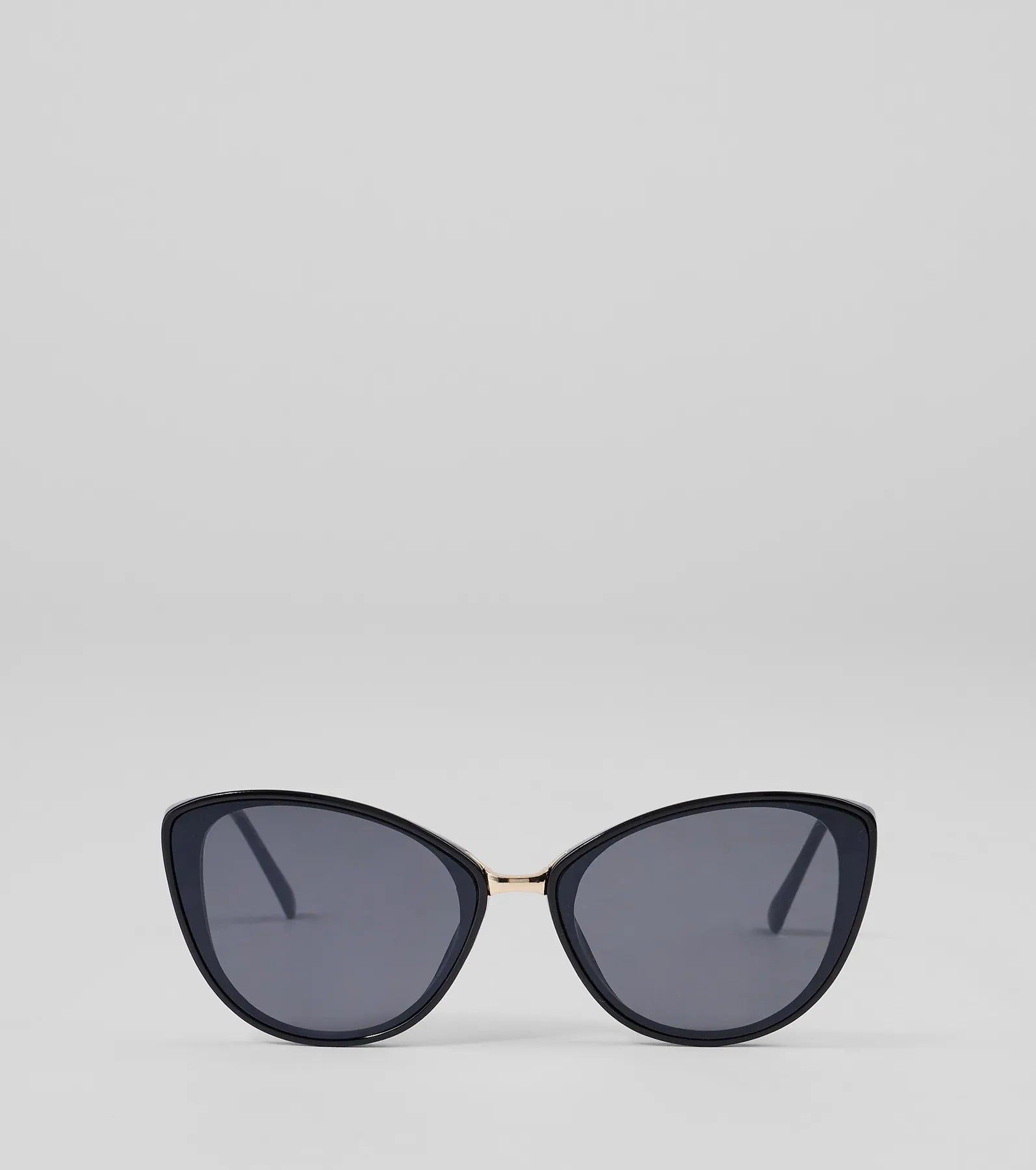 Chic Factor Oversized Sunglasses - Image 3