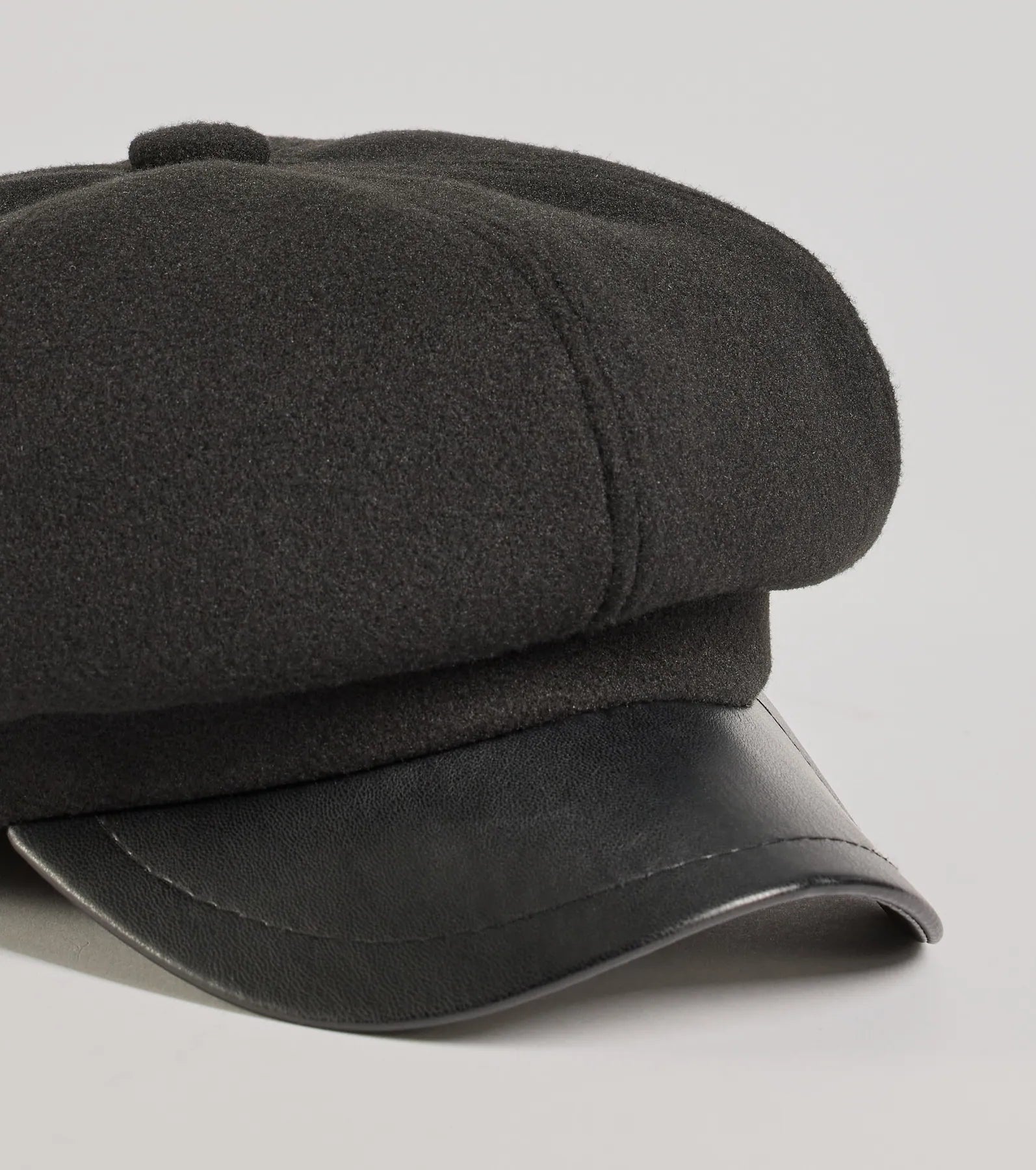 Chic Fall Vibes Cabbie Hat - Image 4