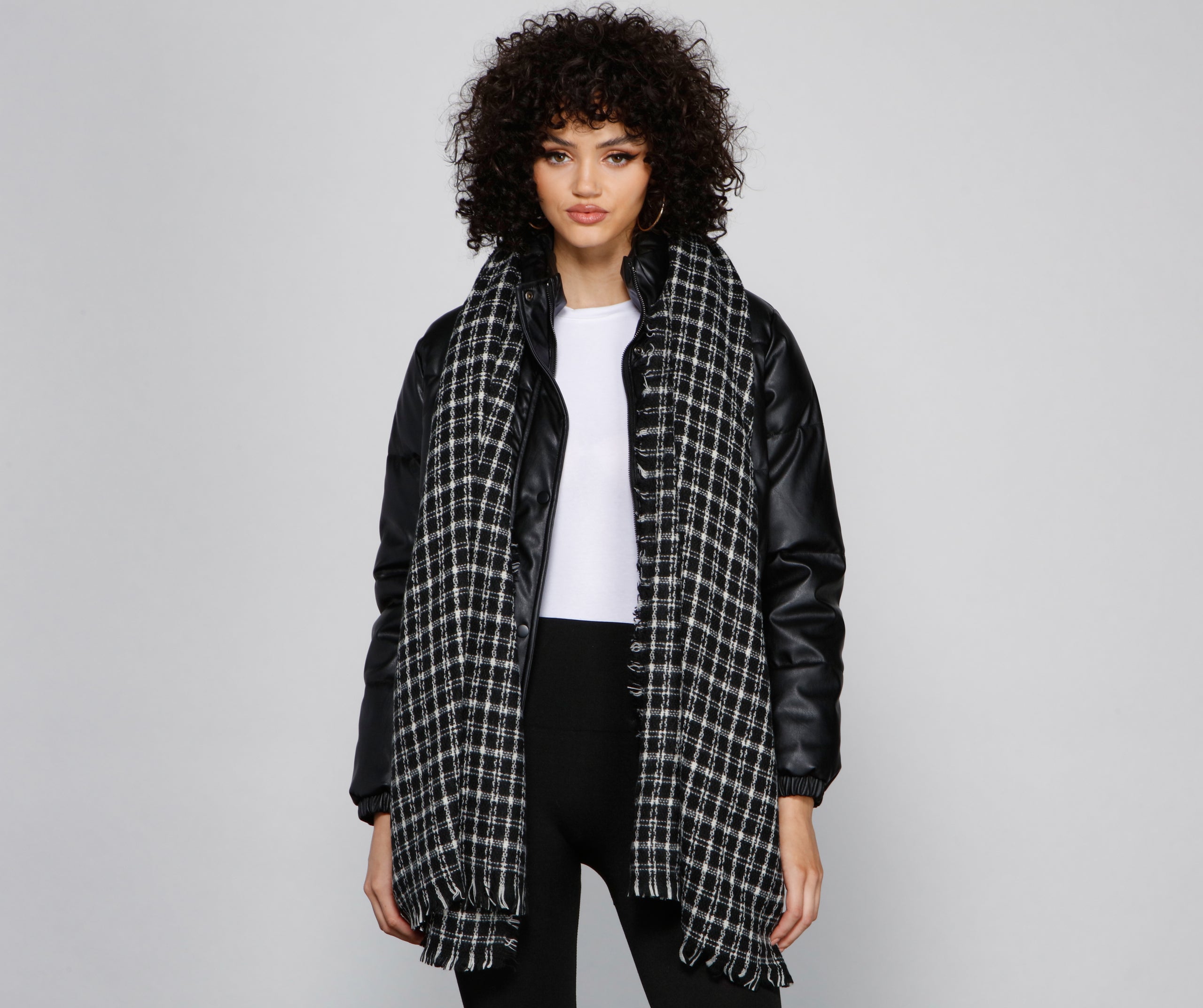 Effortlessly Chic Plaid Scarf - Image 3