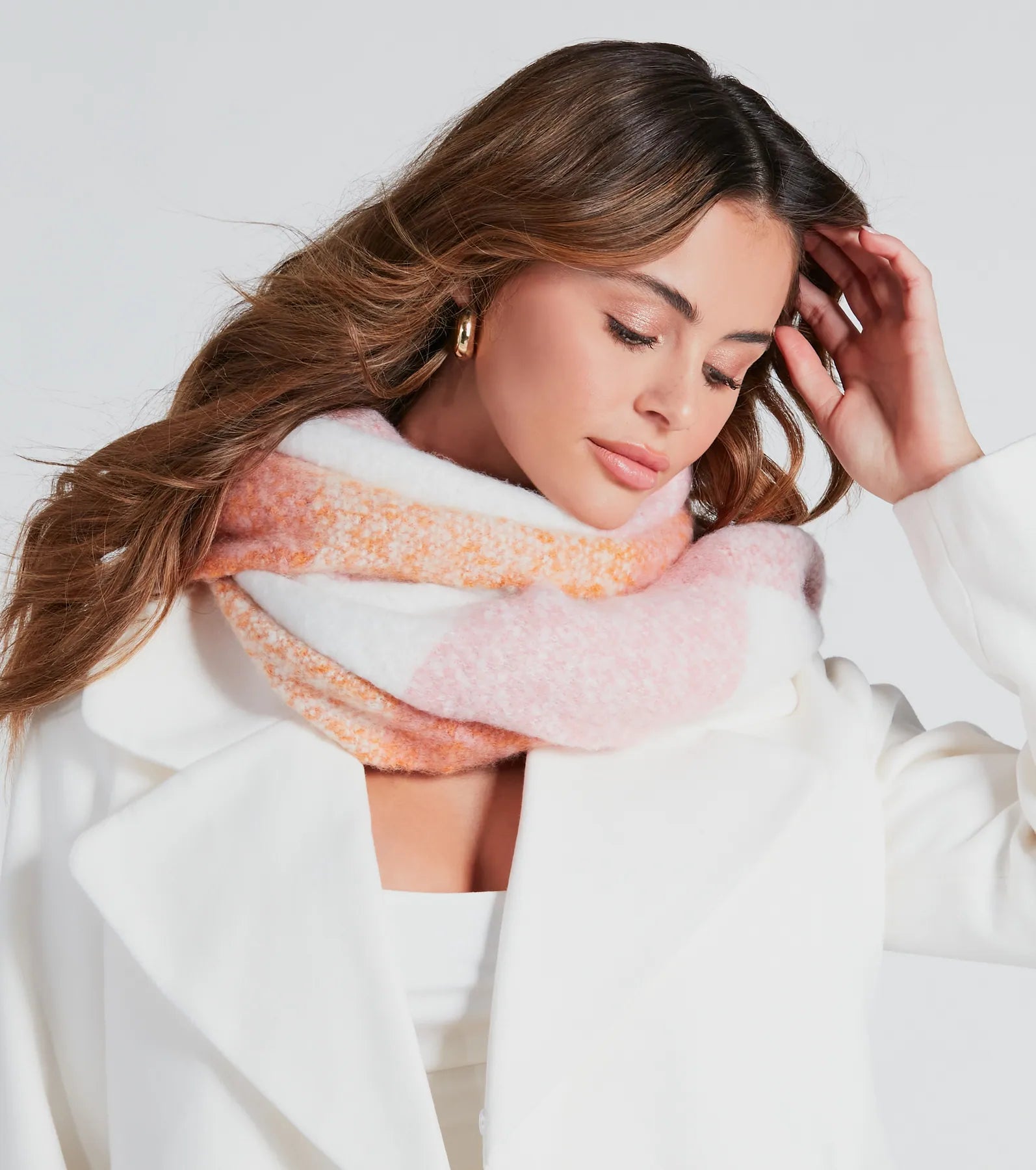 Cozy Stroll Colorblock Fringe Blanket Scarf - Image 4