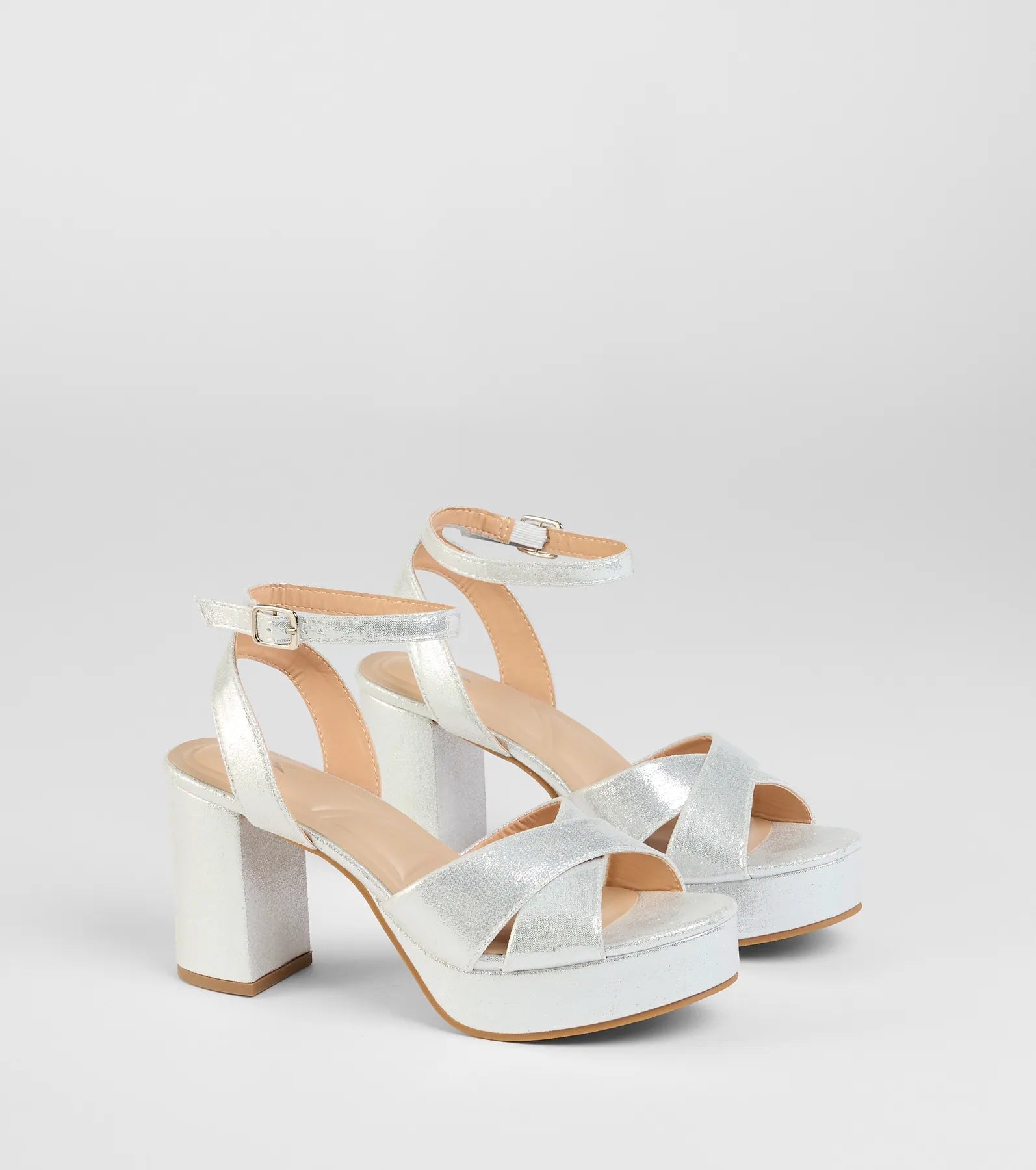 Special Surprise Criss Cross Platform Block Heels - Image 5
